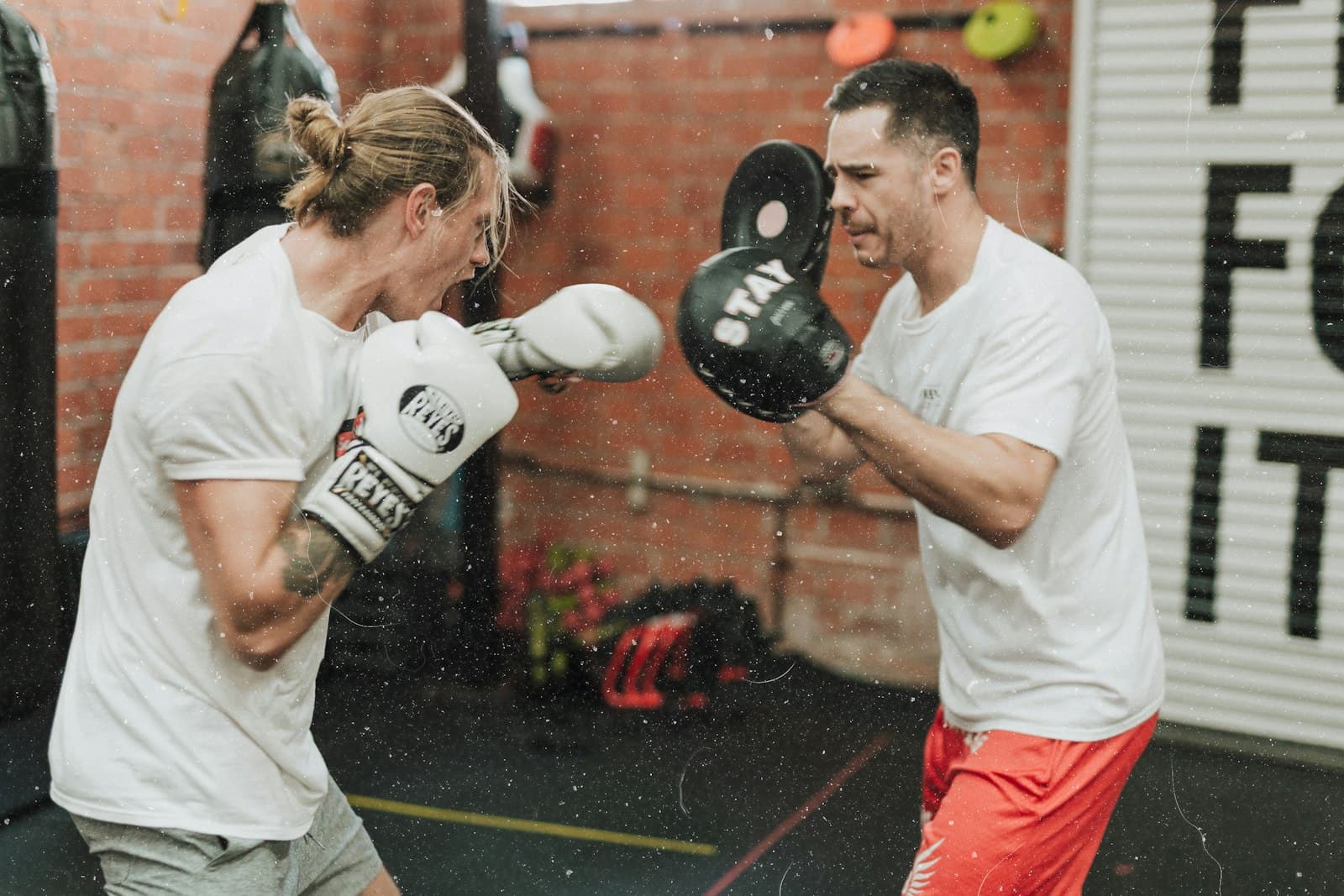 Boxing community training together